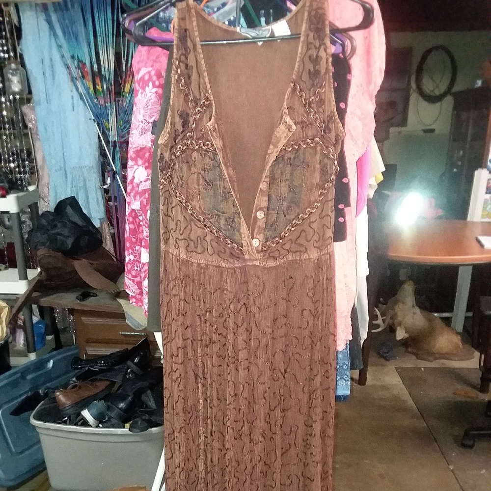 Select (sundress)